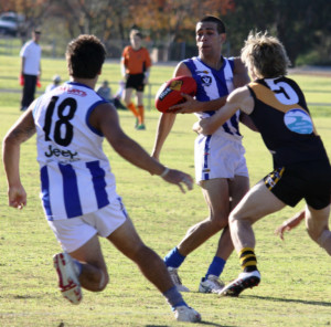 EGFNL Football 2013 Round 8 Wy Yung v Paynesville Seniors
